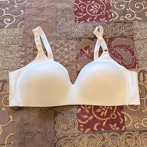 Warners® No Side Effects® Underarm-Smoothing Comfort Wireless